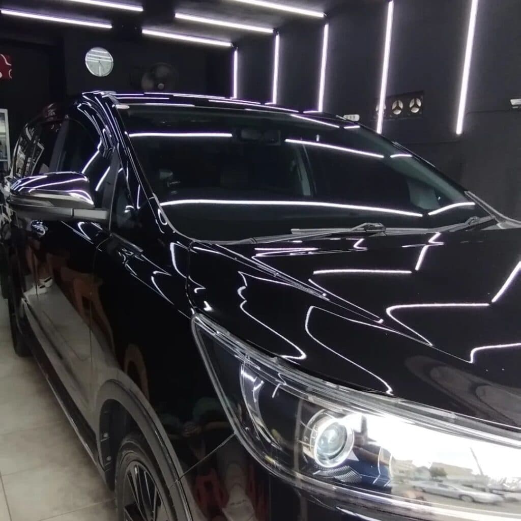 Hasil poles mobil Lampung dengan finishing glossy